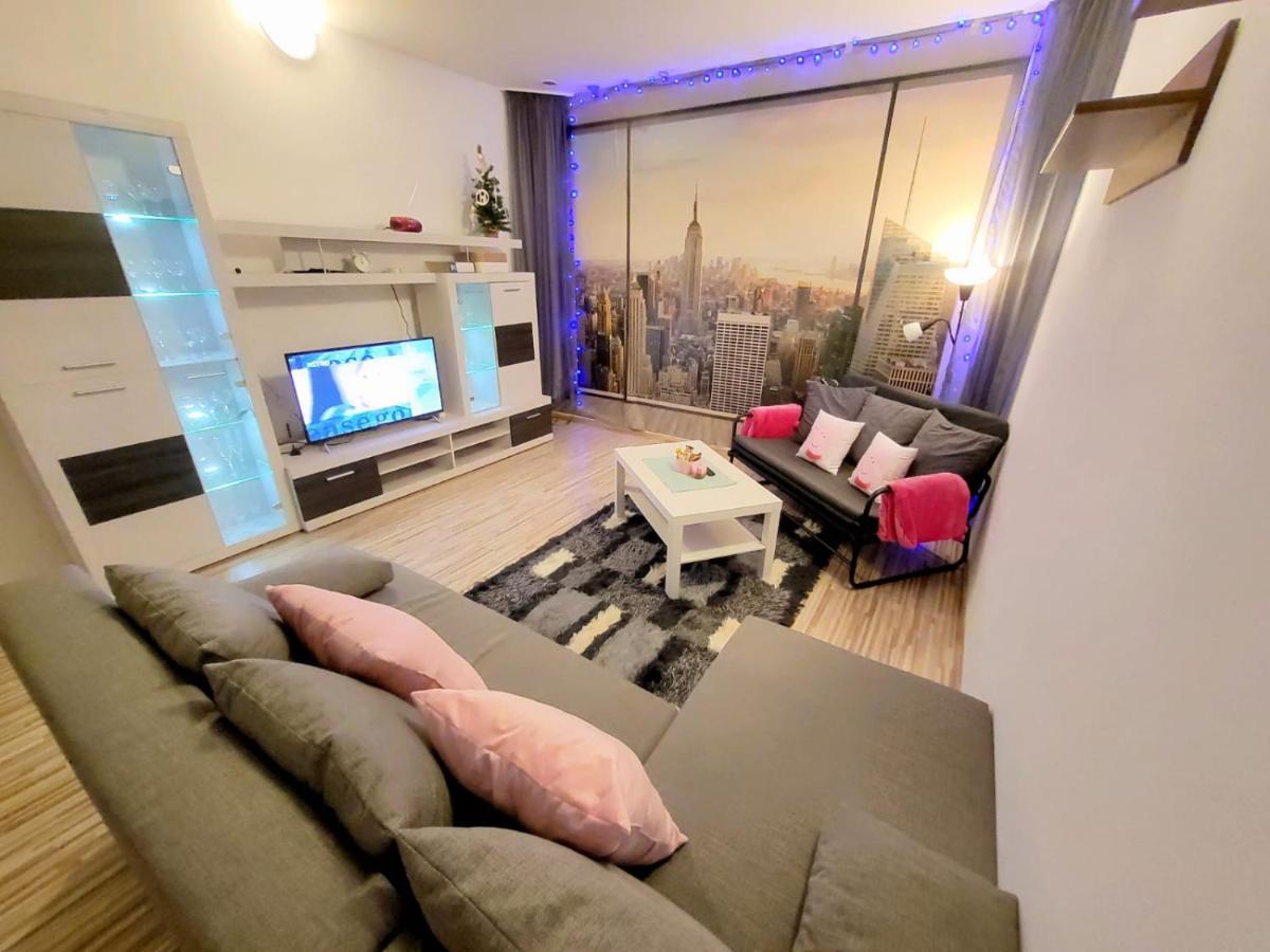 Apartment Velky 2 *